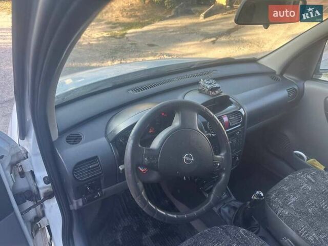 Білий Опель Комбо вант.-пас., об'ємом двигуна 1.3 л та пробігом 284 тис. км за 3500 $, фото 7 на Automoto.ua