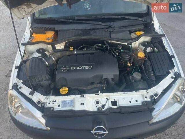 Білий Опель Комбо вант.-пас., об'ємом двигуна 1.3 л та пробігом 284 тис. км за 3500 $, фото 15 на Automoto.ua