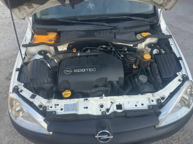 Білий Опель Комбо вант.-пас., об'ємом двигуна 1.3 л та пробігом 288 тис. км за 3299 $, фото 6 на Automoto.ua