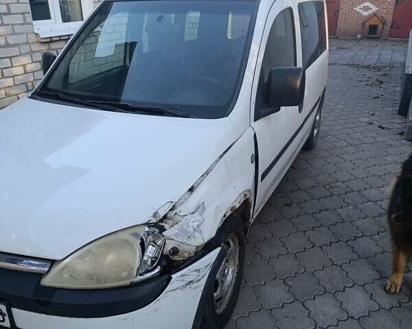 Білий Опель Комбо вант.-пас., об'ємом двигуна 1.3 л та пробігом 310 тис. км за 1500 $, фото 13 на Automoto.ua