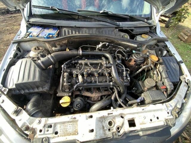 Белый Опель Комбо груз.-пасс., объемом двигателя 1.2 л и пробегом 3 тыс. км за 4200 $, фото 6 на Automoto.ua