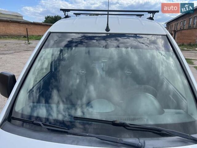 Білий Опель Комбо вант.-пас., об'ємом двигуна 1.2 л та пробігом 268 тис. км за 4300 $, фото 8 на Automoto.ua