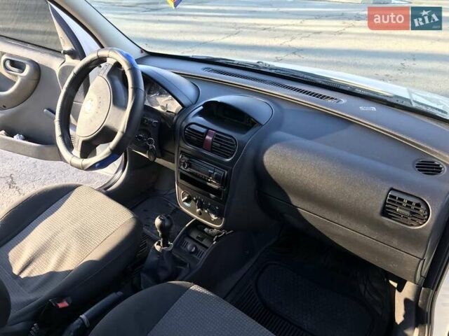 Білий Опель Комбо вант.-пас., об'ємом двигуна 1.3 л та пробігом 218 тис. км за 3600 $, фото 2 на Automoto.ua