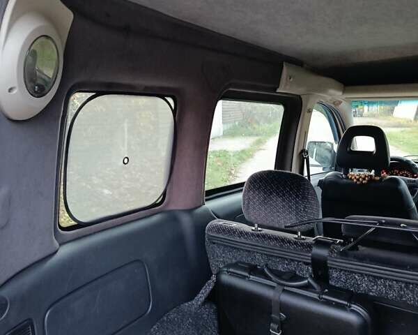 Білий Опель Комбо вант.-пас., об'ємом двигуна 1.3 л та пробігом 268 тис. км за 4500 $, фото 26 на Automoto.ua