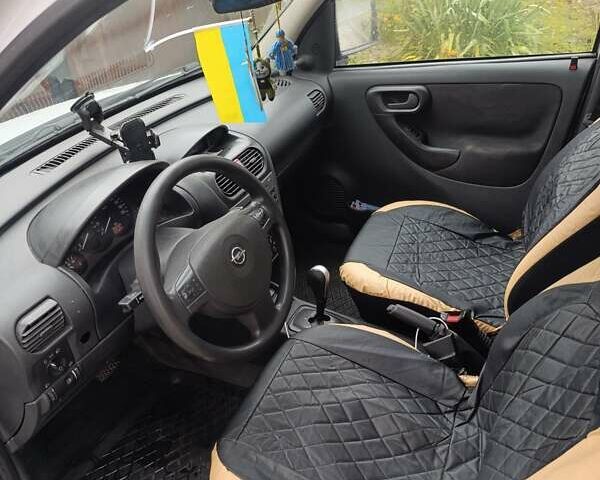 Білий Опель Комбо вант.-пас., об'ємом двигуна 1.25 л та пробігом 200 тис. км за 3300 $, фото 12 на Automoto.ua