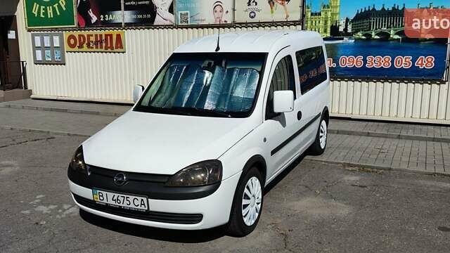 Белый Опель Комбо груз.-пасс., объемом двигателя 1.2 л и пробегом 254 тыс. км за 4150 $, фото 10 на Automoto.ua