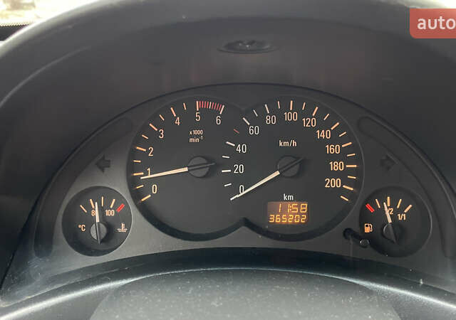 Білий Опель Комбо вант.-пас., об'ємом двигуна 1.25 л та пробігом 365 тис. км за 4000 $, фото 3 на Automoto.ua