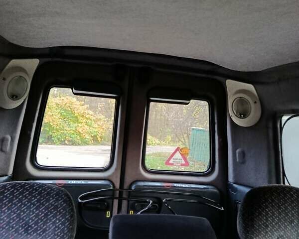 Білий Опель Комбо вант.-пас., об'ємом двигуна 1.3 л та пробігом 268 тис. км за 4500 $, фото 19 на Automoto.ua