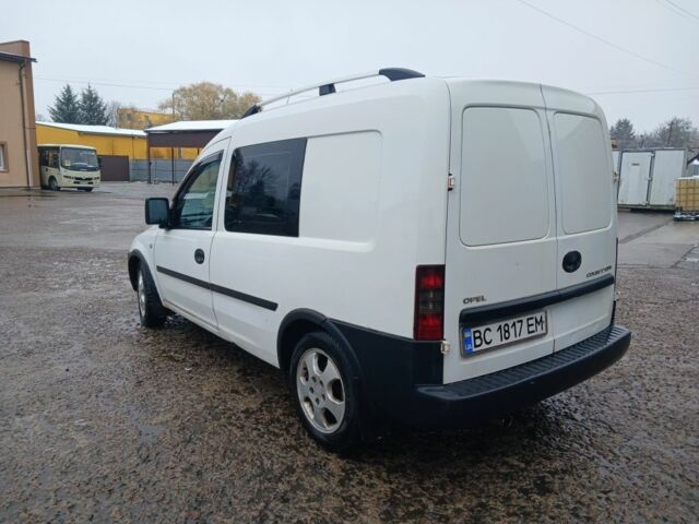 Белый Опель Комбо груз.-пасс., объемом двигателя 1.7 л и пробегом 285 тыс. км за 3300 $, фото 3 на Automoto.ua