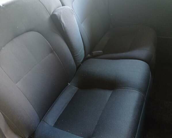 Белый Опель Комбо груз.-пасс., объемом двигателя 1.2 л и пробегом 350 тыс. км за 3800 $, фото 1 на Automoto.ua