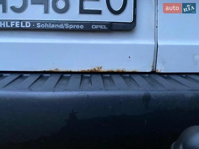 Белый Опель Комбо груз.-пасс., объемом двигателя 1.3 л и пробегом 426 тыс. км за 4200 $, фото 14 на Automoto.ua