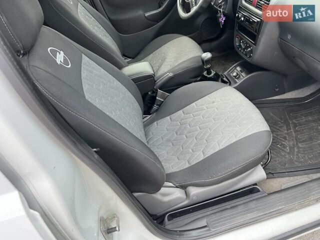 Білий Опель Комбо вант.-пас., об'ємом двигуна 1.2 л та пробігом 268 тис. км за 4300 $, фото 29 на Automoto.ua