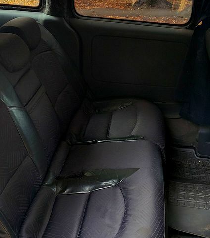 Белый Опель Комбо груз.-пасс., объемом двигателя 1.6 л и пробегом 270 тыс. км за 4800 $, фото 6 на Automoto.ua