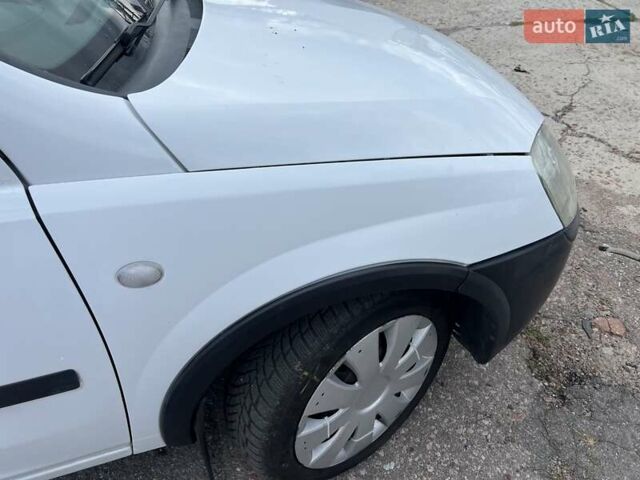 Білий Опель Комбо вант.-пас., об'ємом двигуна 1.2 л та пробігом 268 тис. км за 4300 $, фото 25 на Automoto.ua
