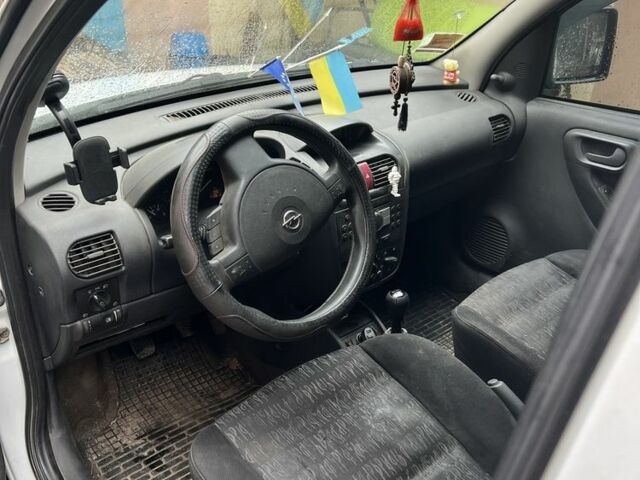 Белый Опель Комбо груз.-пасс., объемом двигателя 1.3 л и пробегом 310 тыс. км за 4100 $, фото 7 на Automoto.ua