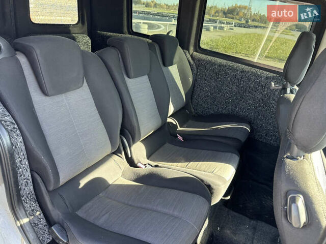 Білий Опель Комбо вант.-пас., об'ємом двигуна 1.3 л та пробігом 431 тис. км за 3500 $, фото 13 на Automoto.ua