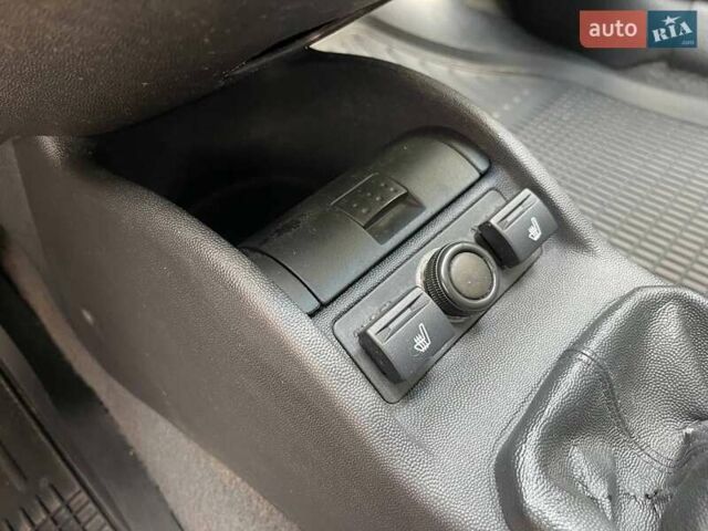 Белый Опель Комбо груз.-пасс., объемом двигателя 1.2 л и пробегом 422 тыс. км за 4200 $, фото 17 на Automoto.ua