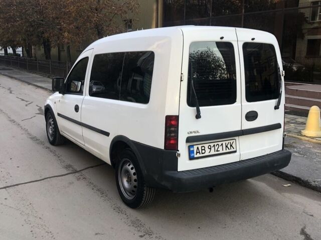 Опель Комбо груз.-пасс. 2007 в Виннице на Automoto.ua Белый Опель Комбо груз.-пасс., объемом двигателя 1.2 л и пробегом 374 тыс. км за 3300 $, фото 5 на Automoto.ua
