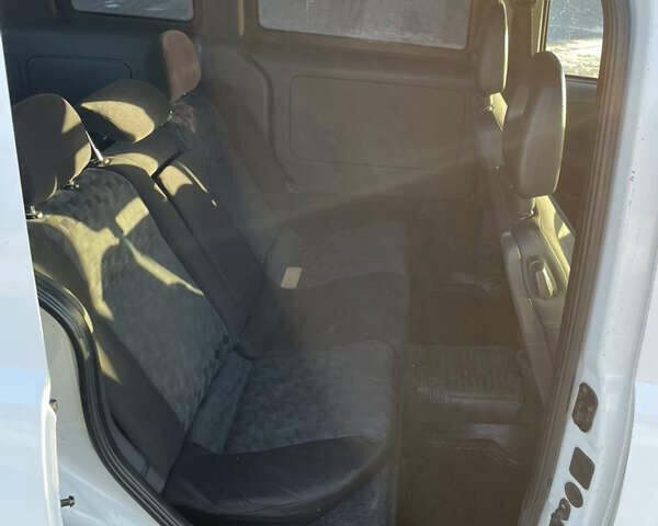 Білий Опель Комбо вант.-пас., об'ємом двигуна 1.25 л та пробігом 248 тис. км за 3900 $, фото 7 на Automoto.ua