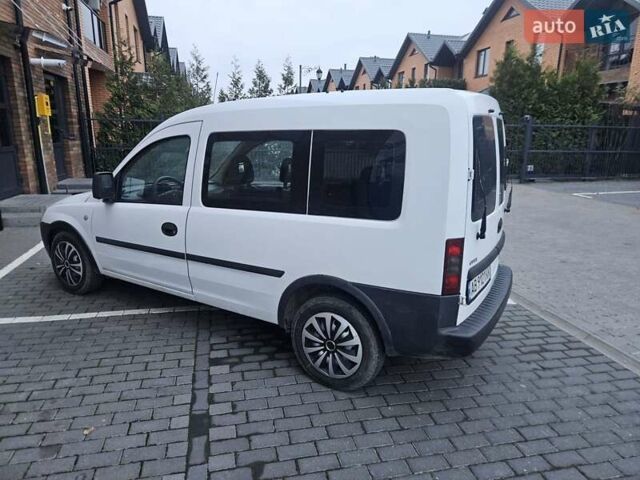 Білий Опель Комбо вант.-пас., об'ємом двигуна 1.25 л та пробігом 373 тис. км за 3600 $, фото 10 на Automoto.ua