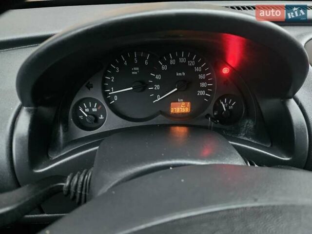 Білий Опель Комбо вант.-пас., об'ємом двигуна 1.25 л та пробігом 373 тис. км за 3600 $, фото 41 на Automoto.ua