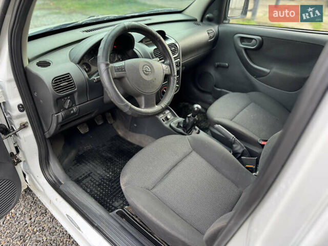 Білий Опель Комбо вант.-пас., об'ємом двигуна 1.69 л та пробігом 154 тис. км за 3500 $, фото 3 на Automoto.ua