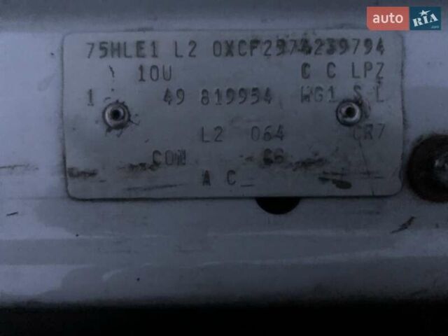 Білий Опель Комбо вант.-пас., об'ємом двигуна 1.69 л та пробігом 200 тис. км за 3750 $, фото 28 на Automoto.ua