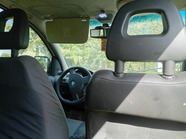 Белый Опель Комбо груз.-пасс., объемом двигателя 1.2 л и пробегом 320 тыс. км за 4500 $, фото 6 на Automoto.ua