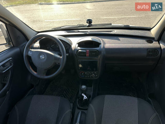 Білий Опель Комбо вант.-пас., об'ємом двигуна 1.3 л та пробігом 431 тис. км за 3500 $, фото 11 на Automoto.ua