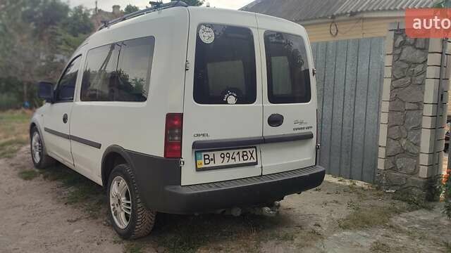 Білий Опель Комбо вант.-пас., об'ємом двигуна 0 л та пробігом 379 тис. км за 4500 $, фото 7 на Automoto.ua