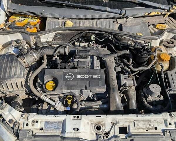 Білий Опель Комбо вант.-пас., об'ємом двигуна 1.69 л та пробігом 339 тис. км за 4500 $, фото 15 на Automoto.ua