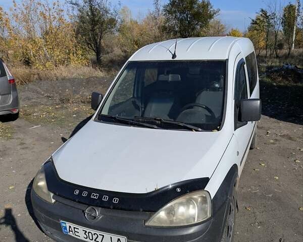Білий Опель Комбо вант.-пас., об'ємом двигуна 1.69 л та пробігом 339 тис. км за 4500 $, фото 13 на Automoto.ua