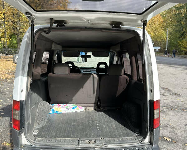 Білий Опель Комбо вант.-пас., об'ємом двигуна 1.7 л та пробігом 441 тис. км за 4099 $, фото 11 на Automoto.ua