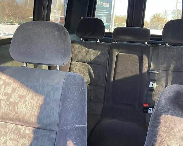 Белый Опель Комбо груз.-пасс., объемом двигателя 1.25 л и пробегом 390 тыс. км за 4350 $, фото 5 на Automoto.ua