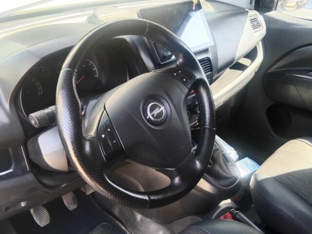 Белый Опель Комбо груз.-пасс., объемом двигателя 1.3 л и пробегом 374 тыс. км за 5100 $, фото 14 на Automoto.ua