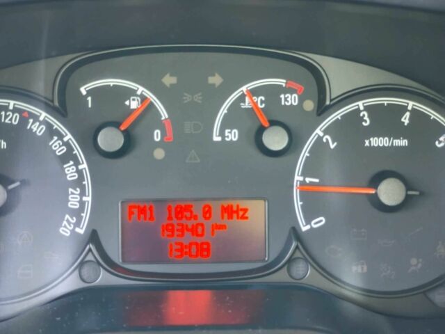 Опель Комбо груз.-пасс. 2012 в Коломые на Automoto.ua Белый Опель Комбо груз.-пасс., объемом двигателя 1.4 л и пробегом 190 тыс. км за 7500 $, фото 11 на Automoto.ua