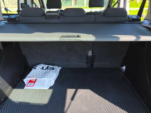 Опель Комбо груз.-пасс. 2012 в Коломые на Automoto.ua Белый Опель Комбо груз.-пасс., объемом двигателя 1.4 л и пробегом 190 тыс. км за 7500 $, фото 16 на Automoto.ua