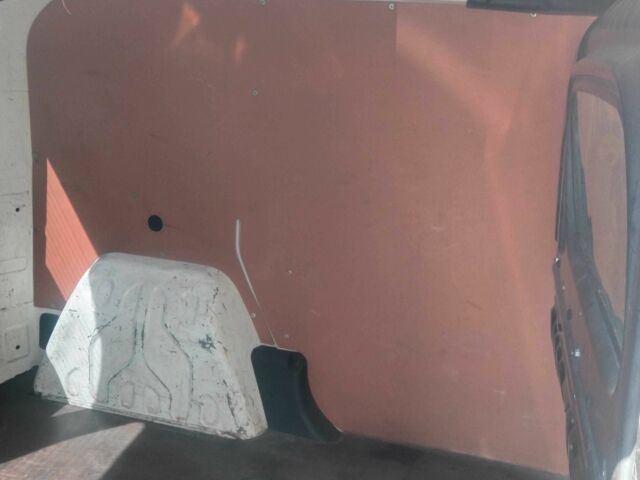 Белый Опель Комбо груз.-пасс., объемом двигателя 1.3 л и пробегом 374 тыс. км за 5100 $, фото 6 на Automoto.ua