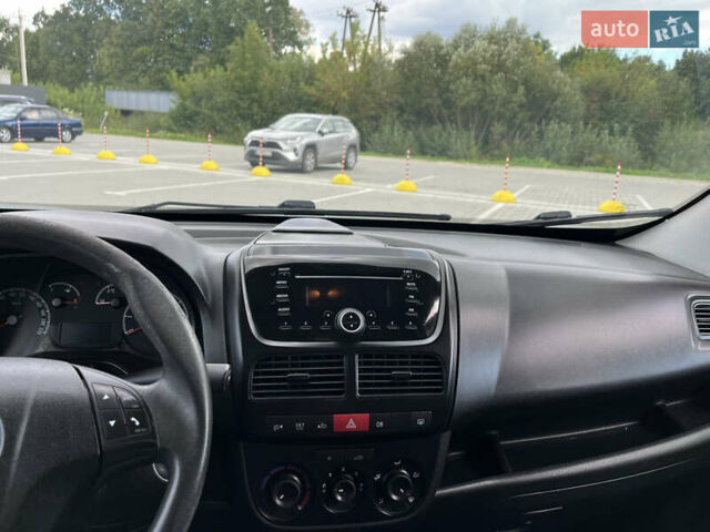 Білий Опель Комбо вант.-пас., об'ємом двигуна 1.6 л та пробігом 260 тис. км за 5700 $, фото 34 на Automoto.ua