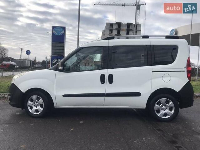 Белый Опель Комбо груз.-пасс., объемом двигателя 1.6 л и пробегом 198 тыс. км за 6150 $, фото 18 на Automoto.ua