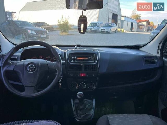 Білий Опель Комбо вант.-пас., об'ємом двигуна 1.3 л та пробігом 242 тис. км за 7990 $, фото 29 на Automoto.ua