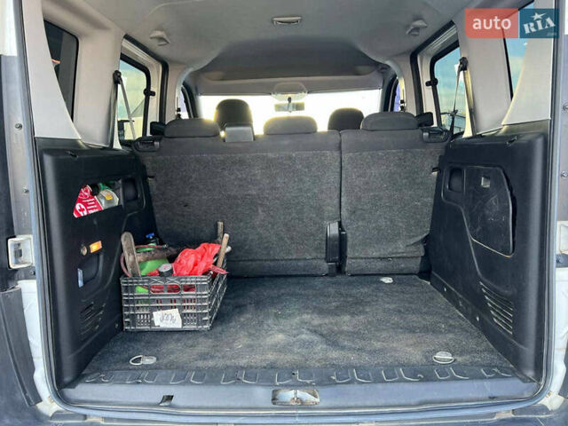 Білий Опель Комбо вант.-пас., об'ємом двигуна 1.3 л та пробігом 242 тис. км за 7990 $, фото 30 на Automoto.ua