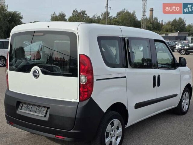 Білий Опель Комбо вант.-пас., об'ємом двигуна 1.3 л та пробігом 210 тис. км за 6800 $, фото 7 на Automoto.ua