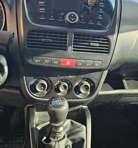 Белый Опель Комбо груз.-пасс., объемом двигателя 1.6 л и пробегом 384 тыс. км за 4700 $, фото 17 на Automoto.ua