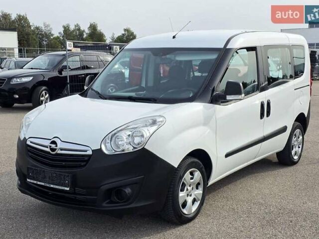 Білий Опель Комбо вант.-пас., об'ємом двигуна 1.3 л та пробігом 210 тис. км за 6800 $, фото 6 на Automoto.ua