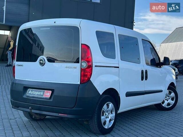 Білий Опель Комбо вант.-пас., об'ємом двигуна 1.3 л та пробігом 242 тис. км за 7990 $, фото 7 на Automoto.ua