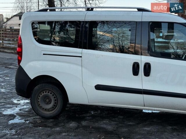 Белый Опель Комбо груз.-пасс., объемом двигателя 2 л и пробегом 214 тыс. км за 9640 $, фото 4 на Automoto.ua