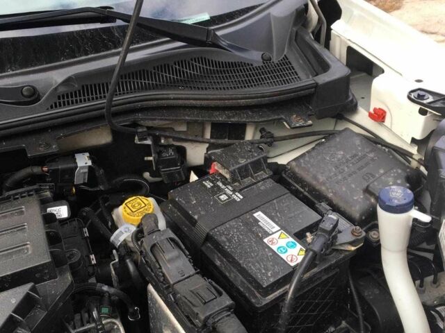 Белый Опель Комбо груз.-пасс., объемом двигателя 1.3 л и пробегом 260 тыс. км за 8143 $, фото 11 на Automoto.ua