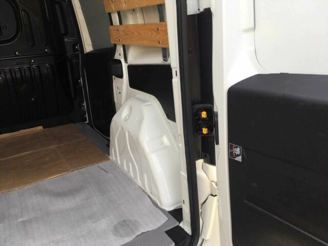 Белый Опель Комбо груз.-пасс., объемом двигателя 1.3 л и пробегом 260 тыс. км за 8143 $, фото 8 на Automoto.ua