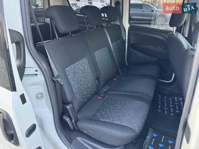 Белый Опель Комбо груз.-пасс., объемом двигателя 1.6 л и пробегом 196 тыс. км за 13999 $, фото 26 на Automoto.ua